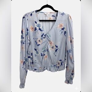 NWT Candie’s Blue Floral Long Sleeve Smocked Hem V-Neck Blouse - Size L